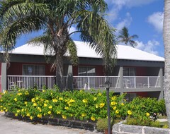 Khách sạn Rosemont Guest Apartments (Hamilton, Bermudas)