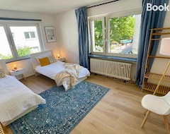 Koko talo/asunto Ganz Neu, 80qm 3 Zimmer, Nahe Messe & Klinikum, 2x 55 Smart Tv, Netflix, Keyless (Essen, Saksa)