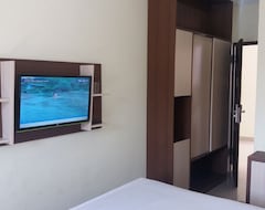 Otel Avon's Residence (Manado, Endonezya)