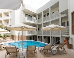 Anita Beach Hotel - Adults Only (Rethymnon, Greece)