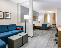 Khách sạn Comfort Suites Desoto Dallas South (DeSoto, Hoa Kỳ)