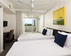 Khách sạn Cairns Central Plaza Apartments (Cairns, Úc)