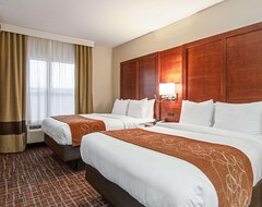Khách sạn Holiday Inn Express & Suites Dallas/Stemmons FwyI-35 E (Dallas, Hoa Kỳ)