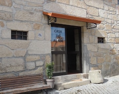 Otel Casa do Abade - Solar de Goujoim (Armamar, Portekiz)