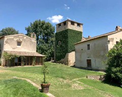 Toàn bộ căn nhà/căn hộ Historical, Restored Borgo With Little Church, Wide Nature + Priv. Lake (Amelia, Ý)