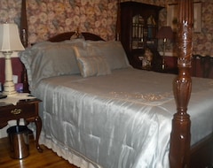 Otel Fleetwood House Bed And Breakfast (Portland, ABD)