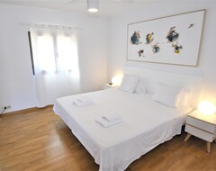 Toàn bộ căn nhà/căn hộ Villa Aurea- House In Cala Mesquida With Sea Views- 12 Pax.5 Bedrooms Bbq Children Welcome - 102304 - Free Wifi (Cala Mesquida, Tây Ban Nha)