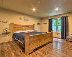 Casa/apartamento entero Brand-New Cabin - 7.8 Miles To Mohican State Park! (Bellville, EE. UU.)