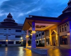 Hotel Chiangrai Grand Room (Chiang Rai, Thailand)