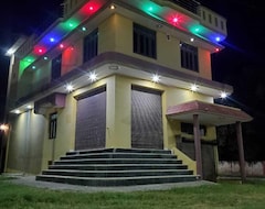 Hotelli Oyo Hotel 4u (Moradabad, Intia)