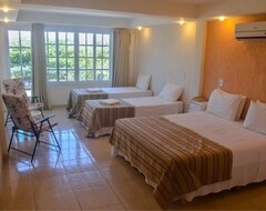 Hotel Residencial Portoveleiro (Cabo Frio, Brasil)