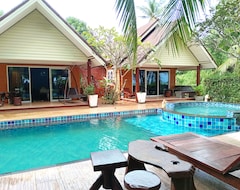 Hotelli Sunrise Resort (Prachuap Khiri Khan, Thaimaa)