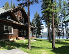 Casa/apartamento entero Pristine Waterfront Lake Home, cerca del Parque Nacional Glacier y el lago Flathead. (Marion, EE. UU.)