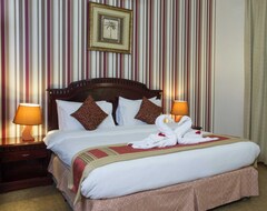 Khách sạn Safeer Suites (Muscat, Oman)