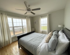 Casa/apartamento entero Stunning 4 Bedroom Executive Beach House With Access To Quiet Beach (Baltic, Canadá)