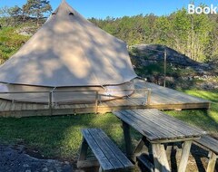 Camping site Hommen Gård Glamping (Risør, Norway)
