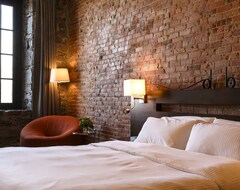 Hotel Auberge Du Vieux Port By Gray Collection (Montreal, Canada)