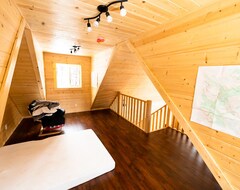 Toàn bộ căn nhà/căn hộ Cabin Ideal For Artists / Writers Retreat (Nordegg, Canada)