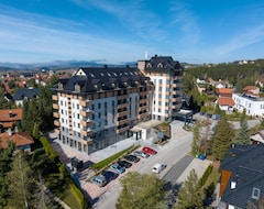 Khách sạn Queen Of Zlatibor (Zlatibor, Séc-bia)
