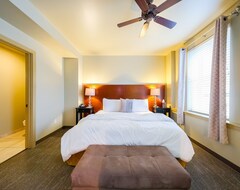 Hotel Beautiful Art Deco Suite Near Downtown & Marina- Unit 4 King Bed Suite (Corpus Christi, USA)