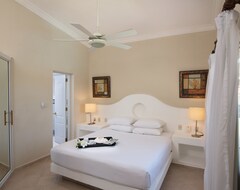 Khách sạn Lifestyle Crown Residence Suites (Playa Cofresi, Cộng hòa Dominica)