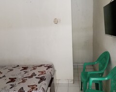 Hotelli Spot On 93005 Berkah Kedawung Syariah (Cirebon, Indonesia)