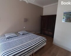 Cijela kuća/apartman Gite De Charme 14 Personnes (Sainte-Sève, Francuska)