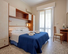 Hotelli Stella Del Mare (Cérvia, Italia)