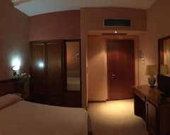 Hotel Giardino Degli Aranci (Frattamaggiore, Italia)