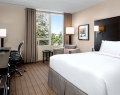 Delta Hotels by Marriott Sault Ste. Marie Waterfront (Sault Ste. Marie, Canada)