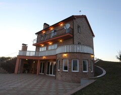Toàn bộ căn nhà/căn hộ Villa Stipino - Five Bedroom Villa With Swimming Pool (Čeminac, Croatia)