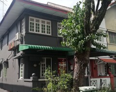 Hotelli Eiffe19 Boutique Guesthouse (Georgetown, Malesia)