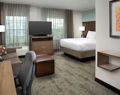 Khách sạn Staybridge Suites Greenville I-85 Woodruff Road, an IHG Hotel (Greenville, Hoa Kỳ)