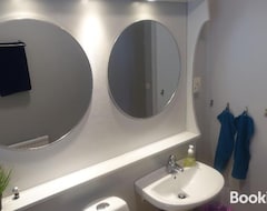 Cijela kuća/apartman Spacious House With Sauna 2 Bathrooms And Indoor Pingis Table! (Gislaved, Švedska)