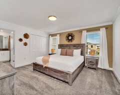 Hotel New Lovely Townhome W/ Private Splash Pool & Grill! (Kissimmee, USA)