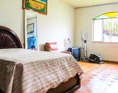 Koko talo/asunto Casa De Campo Com Wifi E Piscina Em Mage Rj (Magé, Brasilia)