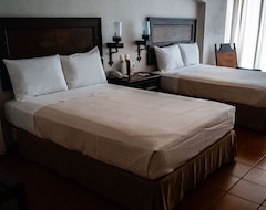 Khách sạn Hotel Fenix (Guadalajara, Mexico)