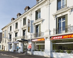Otel Enzo HÔtel (Contrexéville, Fransa)
