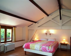 Cijela kuća/apartman A Stunning Two Bedroom Mediterranean Style Contemporary Home (Paunat, Francuska)