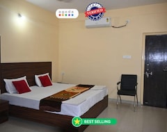 Khách sạn Oyo 40638 Hotel Turmeric Leaf (Bhubaneswar, Ấn Độ)