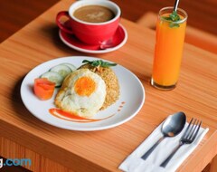 Khách sạn Kema Merbabu Powered By Cocotel (Boyolali, Indonesia)