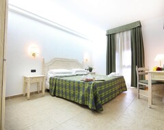 Hotel Pausania Inn (Tempio Pausania, Italija)