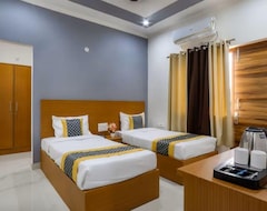 Hotel Blue Castle Inn (Greater Noida, India)