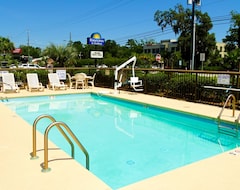 Hotel Days Inn & Suites Savannah Midtown (Savannah, EE. UU.)