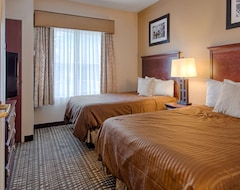 Khách sạn Quality Suites (Indianapolis, Hoa Kỳ)
