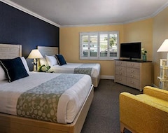Hotel Pismo Lighthouse Suites (Pismo Beach, USA)
