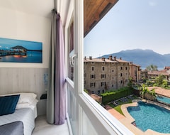 Hotel Canarino (Riva del Garda, Italy)