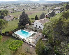Toàn bộ căn nhà/căn hộ Large Villa, Swimming Pool 6x12, Children Playground, 5 Bedrms Ac, 4 Bathrms (Saint-Gervais, Pháp)