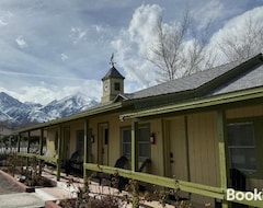 Khách sạn Eastern Sierra Motor Lodge (Independence, Hoa Kỳ)