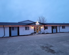 Grizzly Motel (Swan Hills, Canada)